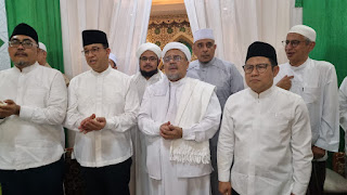 Anies-Muhaimin Hadiri Maulid Akbar di DPP FPI MS Petamburan.