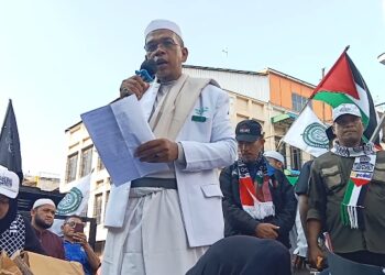 Seribuan Massa Aksi 2710 Aliansi Ormas Islam Kelaskaran, Elemen, Bela Palestina Kutuk Israel dan Amerika 