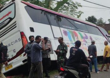 Dinas Pendidikan DKI Jakarta, Larang Kegiatan Perpisahan dan Study Tour di Luar Sekolah.