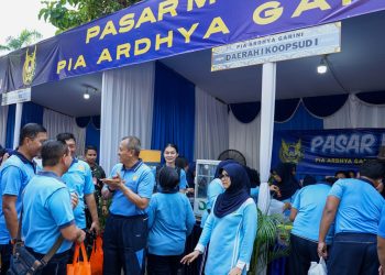 Pangkoops Udara I Hadiri Pasar Murah Dalam Rangka HUT Ke-68 Pia Ardhya Garini