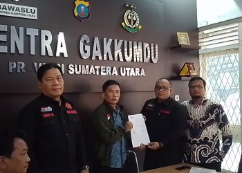 Tersebar Vidio Deklarasi Kades di Tapsel Dukung Boby, Tim Hukum Edy-Hasan, Sigap Laporkan ke Bawaslu.