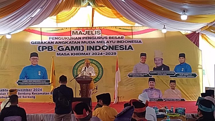 Sultan Serdang, Drs.Tengku Achmad Talaa Syariful Alamsyah/Tengku Ameck, saat menyampaikan Sambutan di Acara, Pelantikan PB GAMI, Sabtu, (2/11/2024)