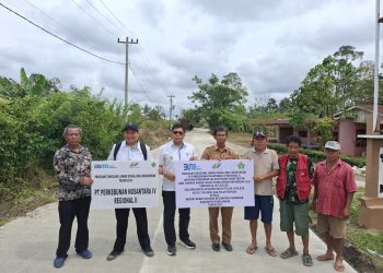 Kebun Bah Birung Ulu PTPN IV Regional II Perbaiki Jalan Desa Sepanjang 350 Meter di Simalungun