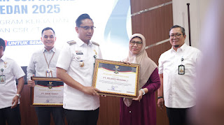 “PT Pelindo Regional 1 Terima Penghargaan CSR Award Dari Wali Kota Medan