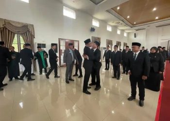 Bupati Asri Ludin Ganti Kadisdukcapil Misran Sihaloho, dan Lantik 24 Pejabat Struktural dan Fungsional.