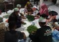 DPD FPI Sumut Dirikan Dapur Umum Darurat di Masjid Eks Medan Putri Gerak Cepat Bantu Warga Masih Terjebak Banjir.