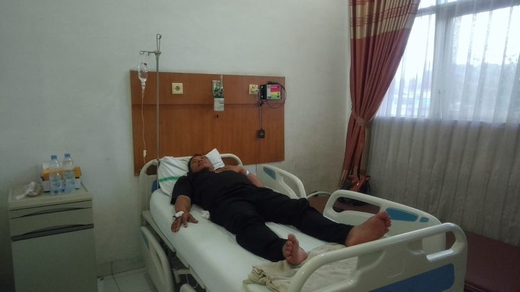 Azhari, Ketua Umum Ormas Islam Kelaskaran BP FORMI, PU/Pemred Medan Sumut Pos, terbaring Sakit di RS.Haji Medan, Minggu (4/1/2026) foto.Ist.