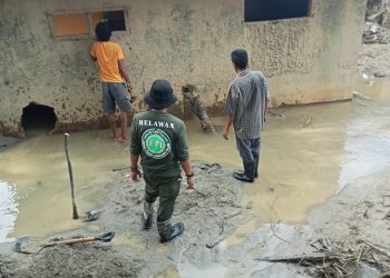 DPD FPI HILMI Sumut Ulurkan Bantuan, Perbaiki Fasilitas Masjid di Batang Toru Pasca Banjir Bandang