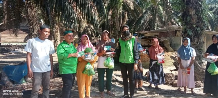 Foto Utama syank

dr Dewi Fitriana Mkes Anggota DPRD Sumut - PKB, dan H.Rakhmadsyah, SH, Anggota DPRD Deli Serdang-PKB, saat Menyerahkan Bantuan kepada warga di Desa 
Serba Dusun Alur hitam Kec.Tamiang Hulu Kabupaten Aceh Tamiang, Selasa (13/1/2026) foto.ist