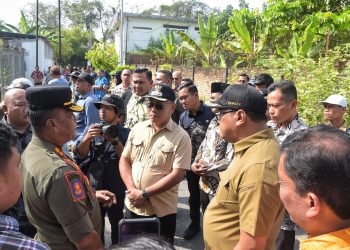 Tak Ber-PBG, Tower 29 Tahun Dibongkar! Bupati & Wabup Turun Langsung ke Lokasi
