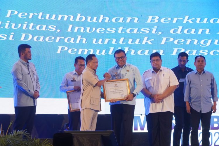 Bupati Deli Serdang, dr H Asri Ludin Tambunan, hadiri Musrenbang Rencana Kerja Pemerintah Daerah (RKPD) Tahun 2027 Provinsi Sumatera Utara, di Convention Hall Santika Dyandra, Medan, Rabu (22/4/2026).