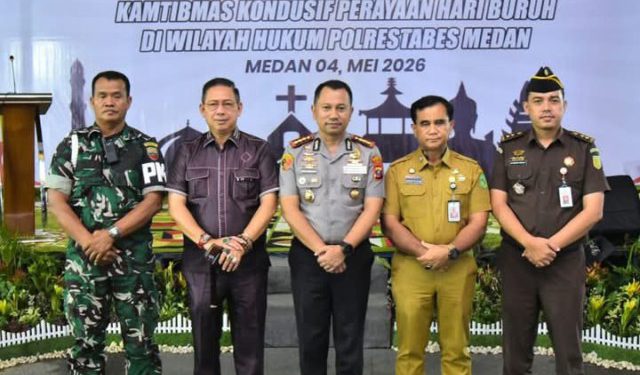 Ketua DPRD Medan Hadiri Doa Bersama Lintas Agama di Polrestabes, Wujud Syukur Kondusivitas Pasca Hari Buruh.
