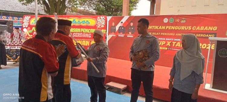 Ketua Pengprov PSPA Sumut, saat Melantik Ketua Pengcab PSPA Deli Serdang, H.Rakhmadayah, SH di Yayasan Al Itihadiyah, Jln.Mesjid Lau Dendang, Jum'at (1/5/2026) foto.dok.ist