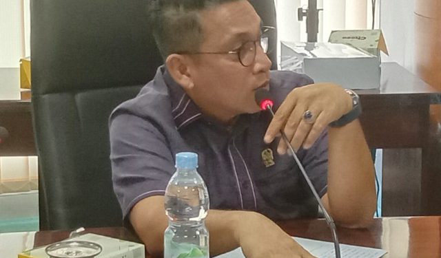 Trotoar Disulap Jadi Area Bisnis, Edwin Sugesti Desak Satpol PP Bongkar JCO & Coffee