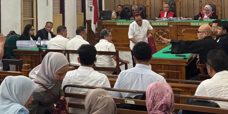 Jaksa Tuntut Irwan Perangin-angin 1,5 Tahun Penjara, Kuasa Hukum Sebut Fakta Sidang Diabaikan