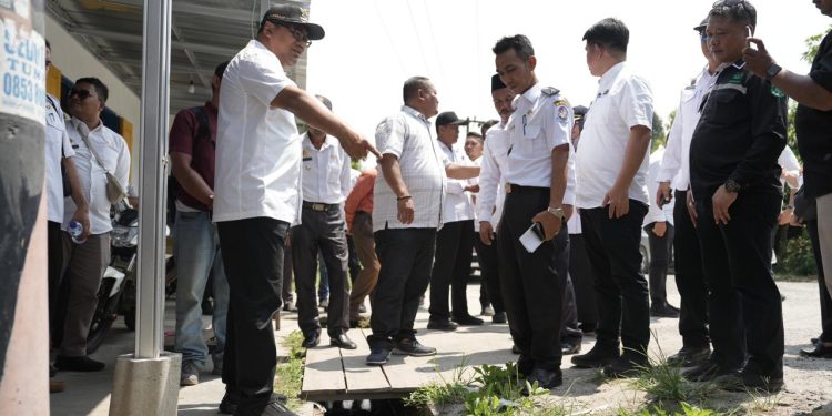 Tak Ingin Proyek Asal Jadi, Bupati Sidak di Tanjung Morawa, Kualitas Harga Mati!