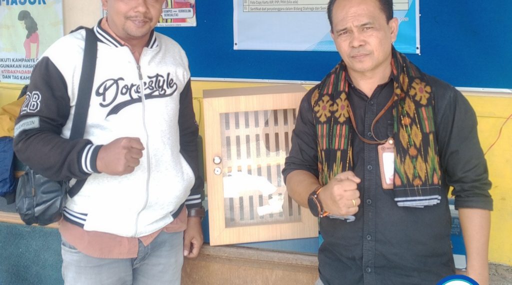 Kepala Sekolah SMKN 1 Berastagi Merespon Baik, Usulan dan Tawaran Kotak/Loker Penyimpanan Gawai.
