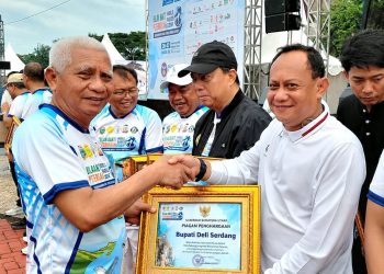 Breaking! Deli Serdang Raih Penghargaan Kesehatan Hewan, Vaksinasi Massal Pecahkan Record MURI