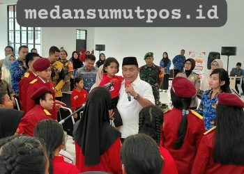 Lom Lom Bakar Semangat Siswa Sekolah Rakyat: Air Mata Hari Ini, Saksi Kesuksesan Esok